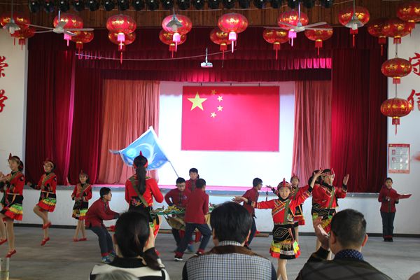 0951c154993e49e1b8760bac14682b04.jpg