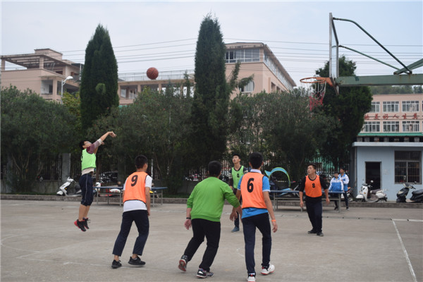0b7486c531fc4f9f9690cdba9e1d56d7.jpg
