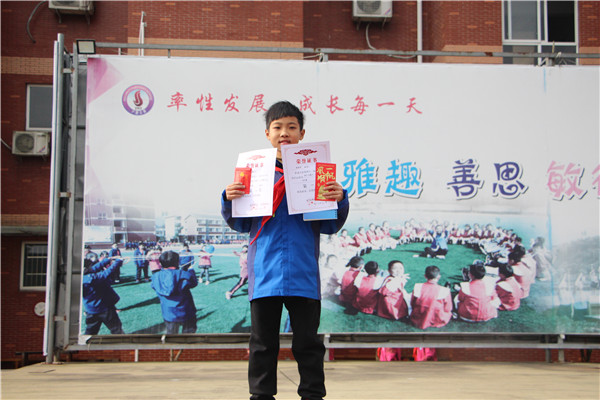 0c1236167ddf4c9eaa45bc12860dd3da.jpg