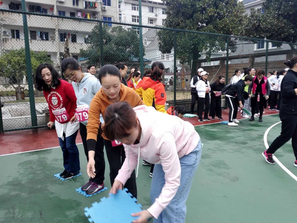 29bd8566b5d74bb4a2cb544fa4be2978.jpg