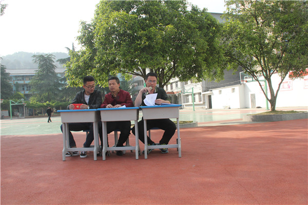 31f5b3bcbd074f43b2bbeaa08030a30f.jpg