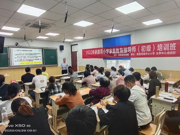 3d0935a0003d45d59782d9d40ebfcac3.jpg