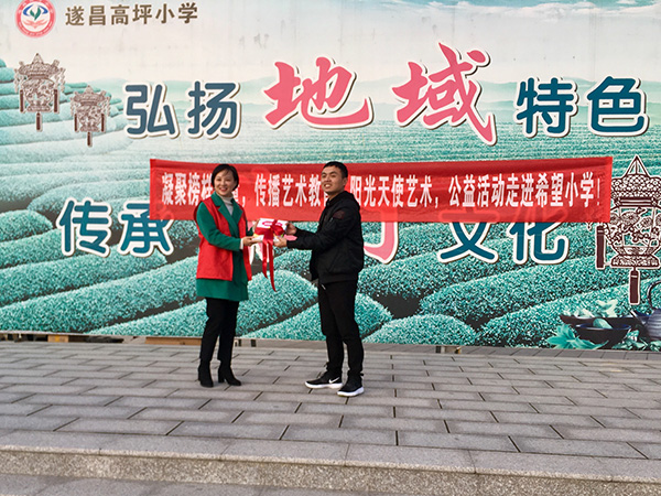 468a34985da94e02bc6af5db5f09fcdc.jpg