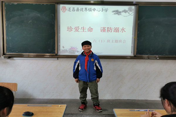 4cf542acc55b42afa9ec3a781ecbaf28.jpg
