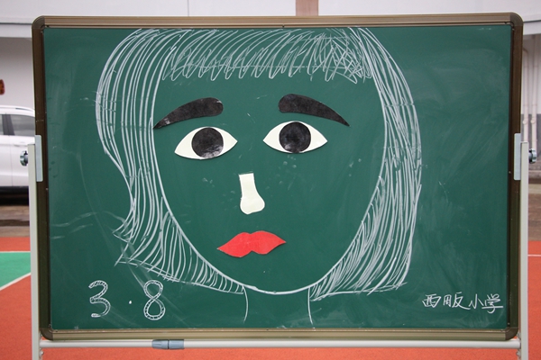 4f0bed0e97fe4ed9ad3eabe3cbdaf2c3.jpg