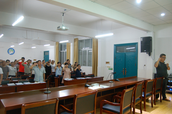 52e32be33d1042efba26d8af9587c9cc.jpg