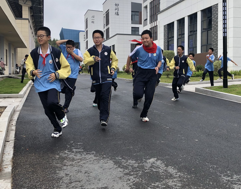 5d041424546c4af8963c41ebf2ba2cb8.jpg