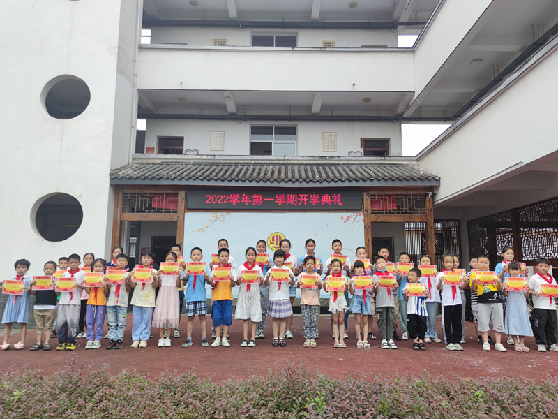 659a7fc815ed4a11a16cde3e0e3b9612.jpg