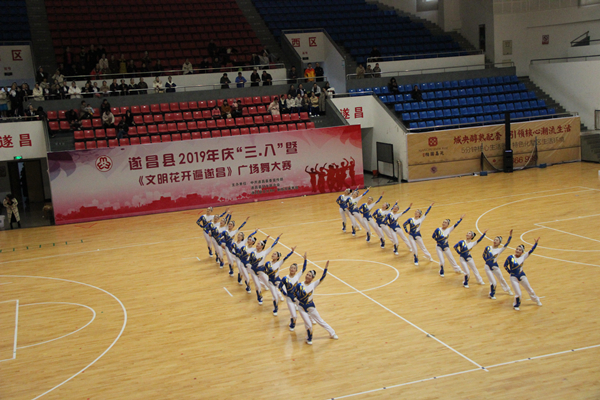 762f96ed7edb44c9aff36941f414bc08.jpg