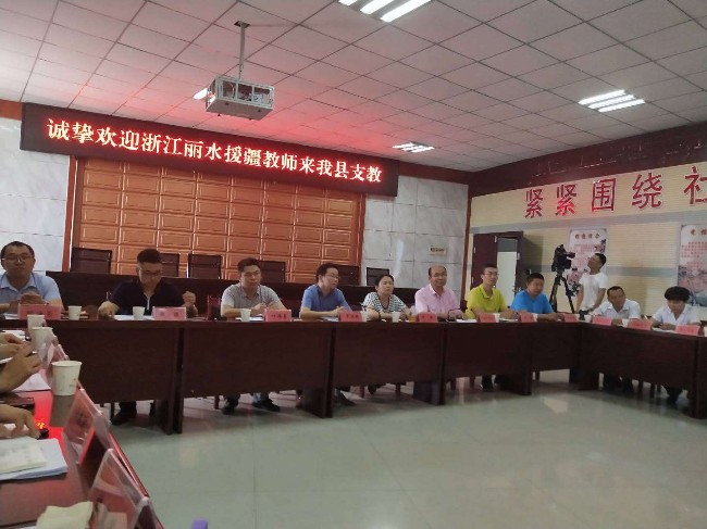 7ddc4af11cfd4a6bae0de21869ee2560.jpg
