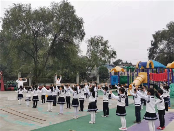 8c3dff2f29f0449d98c374ab05365252.jpg
