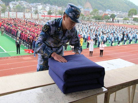 8feb225cbcda44bf99d1db06163123e4.jpg