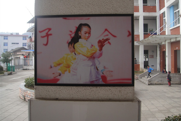 97cd168349624f9c9e6eac1014ed675c.jpg
