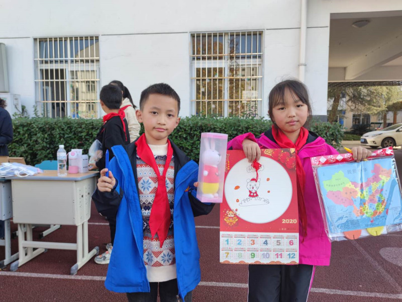 9d49405db91e43eeac47f360adf416f6.jpg