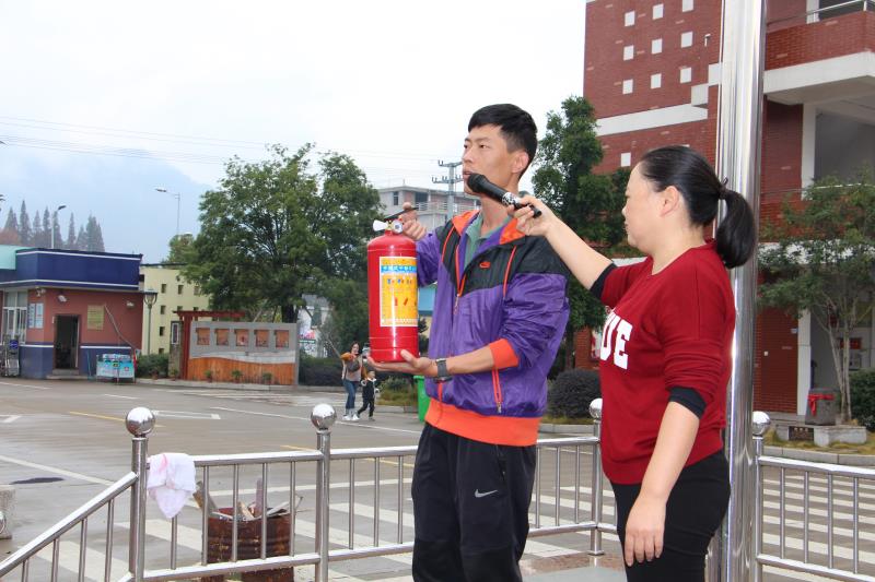 9ddb621a82534ea09a8d46546ca0dbd9.jpg