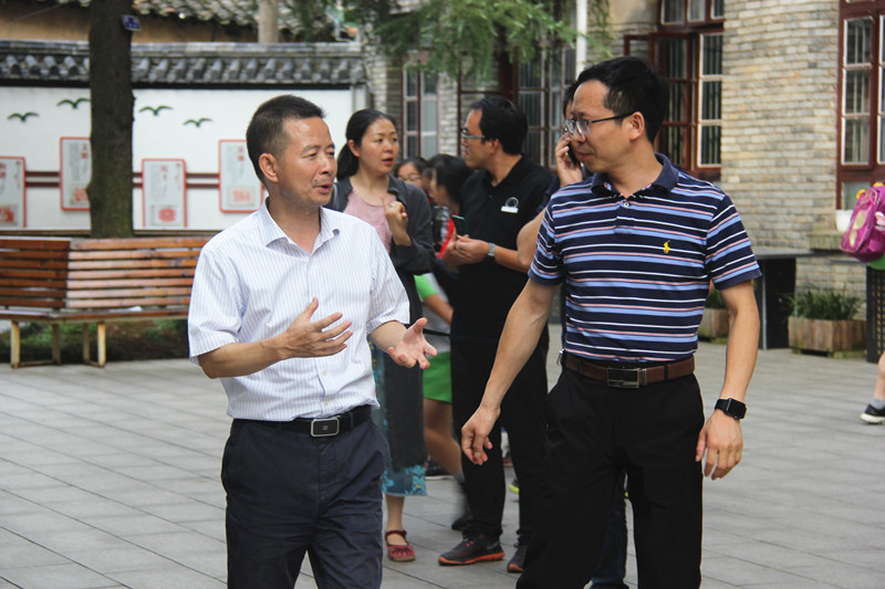 ab5ad863d5824c1383b97f88a63d443a.JPG