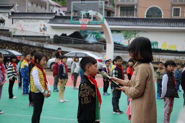 abf529da284c43ef80428131f3cab088.JPG