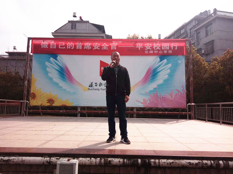 acb29d156cde4e4392b33e93c3f8ef57.jpg