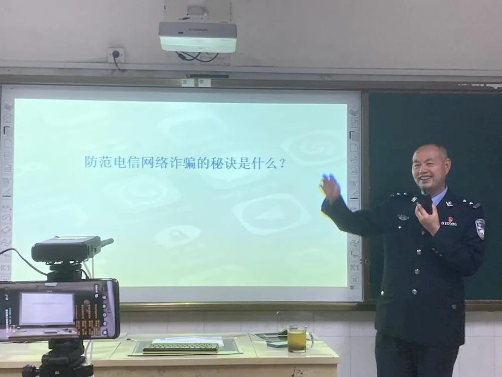 ae725a31ae694eac98d45bdb31404e53.jpg