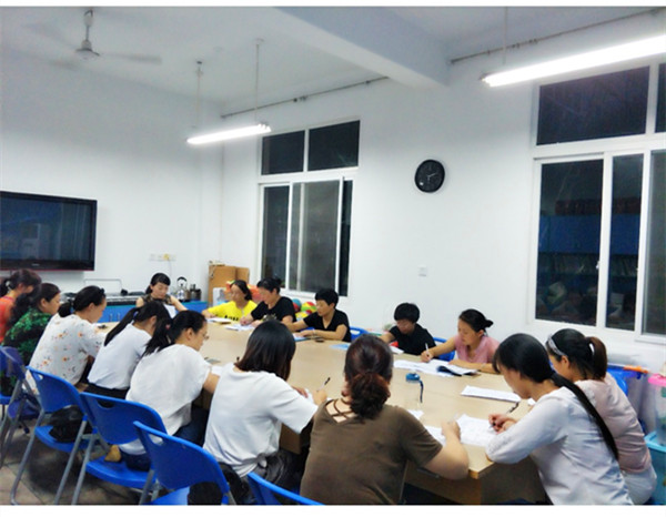 bcf60407fceb49cfa7ac0aadd3d97273.jpg