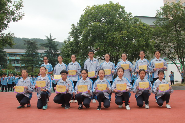 c03ffa6d691640e8a5f0b9397254a27c.JPG
