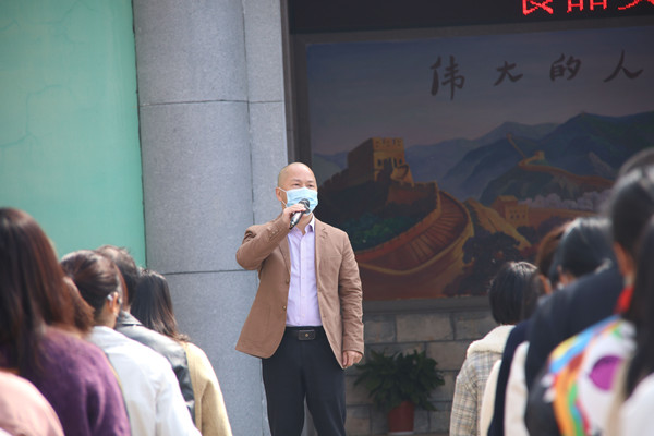 c20e8f5816414f70bdaac5803c820a92.jpg