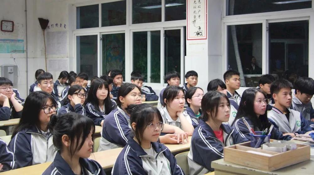 c68aed4627034f0e925eb70755e5f713.jpg