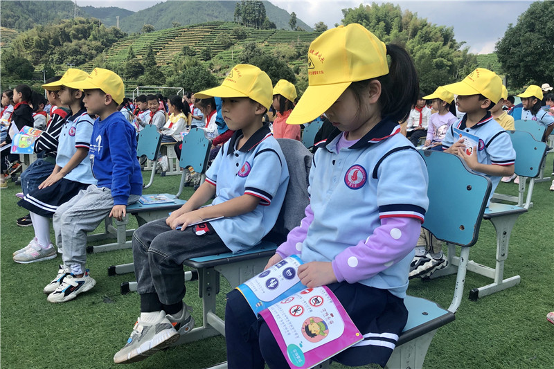 c68fff2675df4afda97b94e1d07883d0.jpg