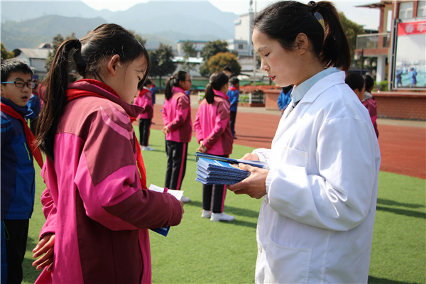 c973dd32ace14a9ba64976f0dc81bc27.jpg