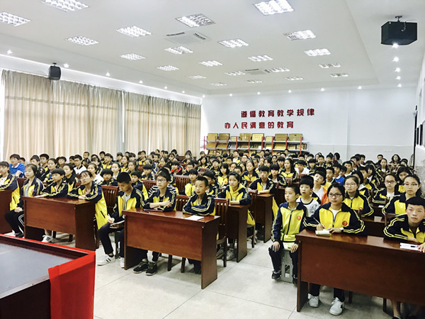cb3518f79cca457e93ffaee000637787.jpg