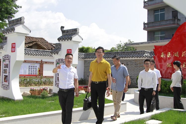 cf6e592e7dcc4d82984f4b81cc6bf6cc.jpg