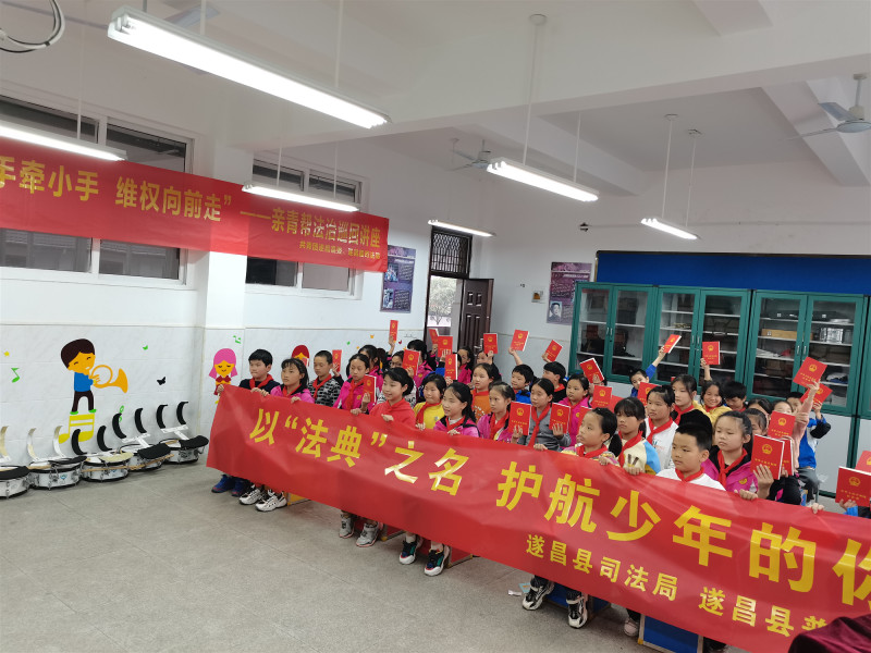d174bebc525b443cacbd40f9473cc601.jpg