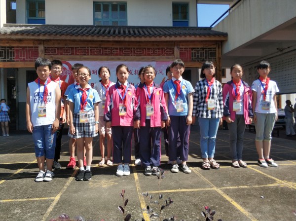 d205eac227414f9fb8d9f9dbab6ec57c.jpg