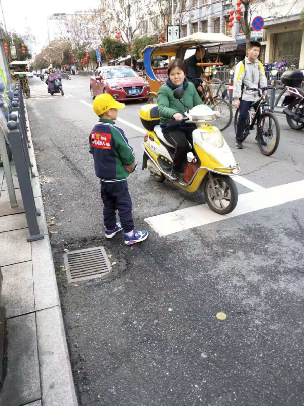 d2c324bf4b4e4e77ac1652c77ddb6442.jpg