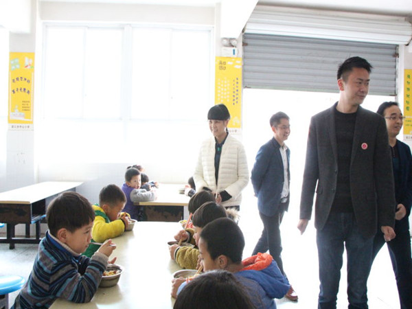 d717db7caf204de7b05a509c8f77b3a0.jpg
