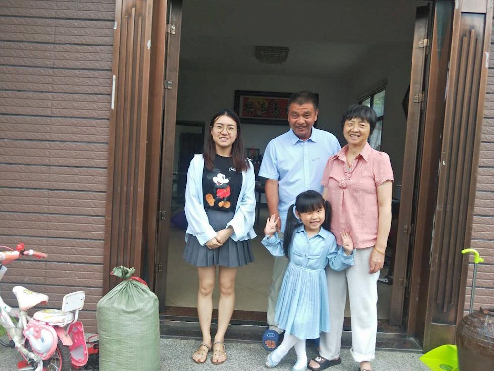 dbc50a7128da4477a4ff715d41d4c120.jpg