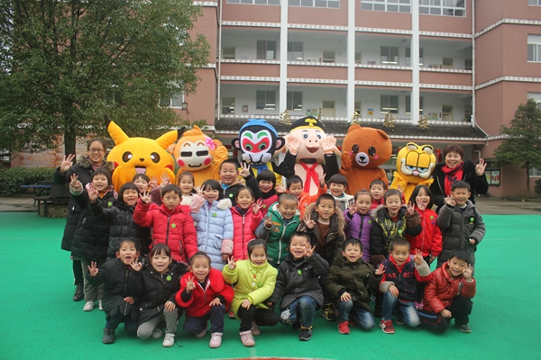 dcb3f09007364cb8bcdd2eaec6135cad.jpg