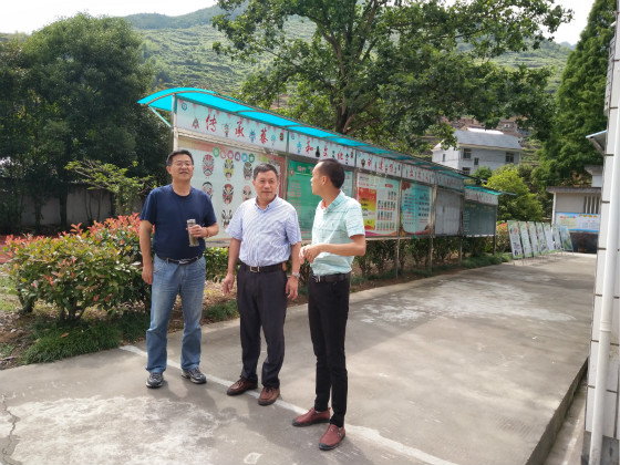 e27d3131fedc45a1ade72d7cccf53184.jpg