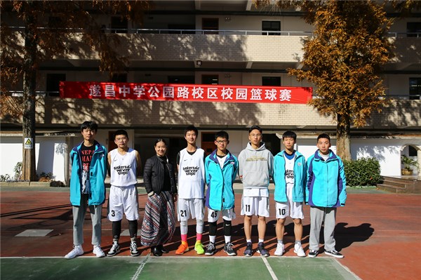 f56188acf90d4773bae9574a677ec5cc.jpg