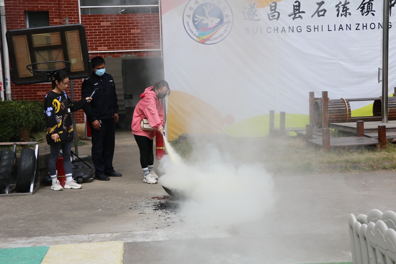 fad6135dcc4e45c4bfbf114ac7f319f3.jpg