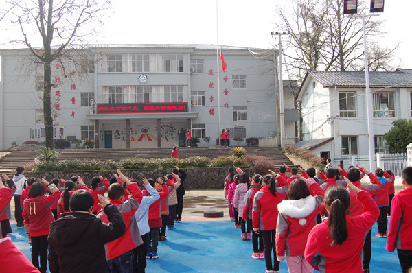 fc5b4313d7d34a4587af36efa78704cc.jpg