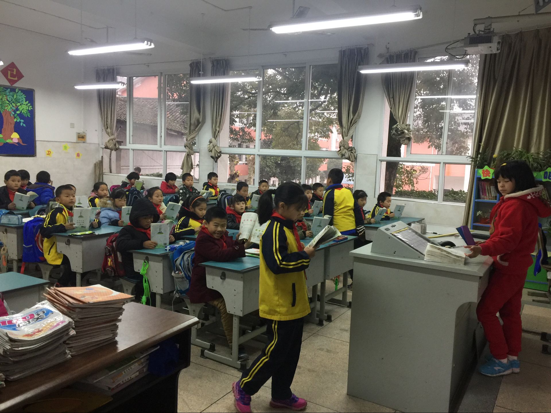 fe980170d0414efc95a33e92acfbefa9.jpg